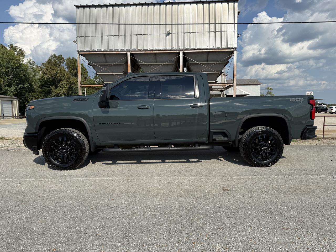 chevrolet silverado 2500hd 2025 1GC4KPEY5SF332597 image chevrolet silverado 2500hd 2025 1GC4KPEY5SF332597 image